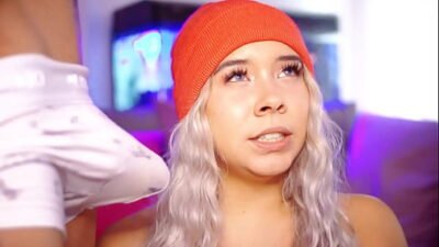 The Lustful Valentina from Medellín Can’t Go a Day Without Feeling a Cock Pulse in Her Mouth, Her Throat Her Plaything!